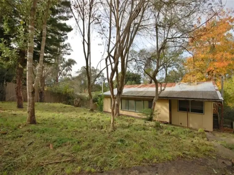 10 High St, Seville East VIC