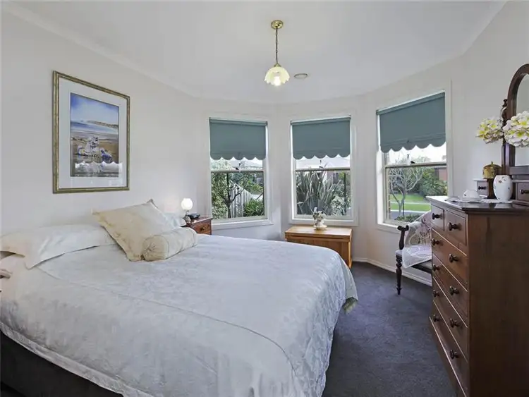 Seventh view of Homely house listing, 4 Oak Ct, Lara VIC