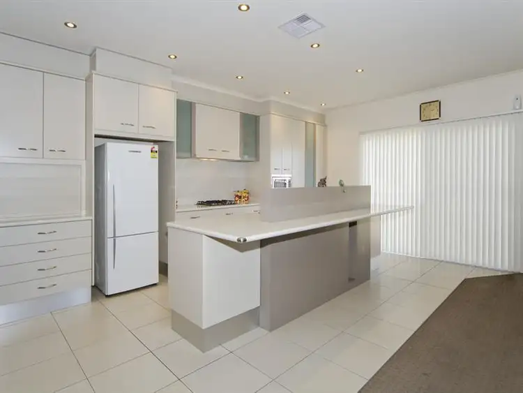 25 Selway Tce, Osullivan Beach SA