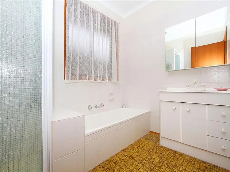 Sixth view of Homely house listing, 60 Victoria Dr, Thomastown VIC