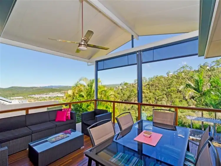 32 Pago Tce, Pacific Pines QLD