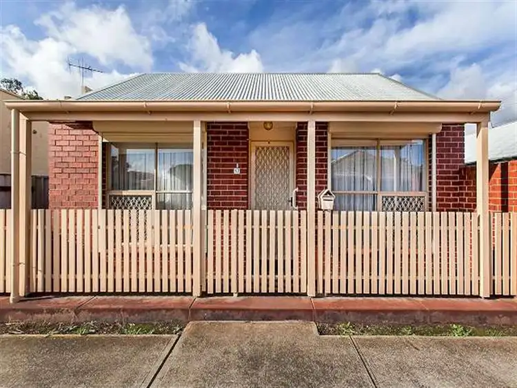 1/17 Leadenhall St, Port Adelaide SA