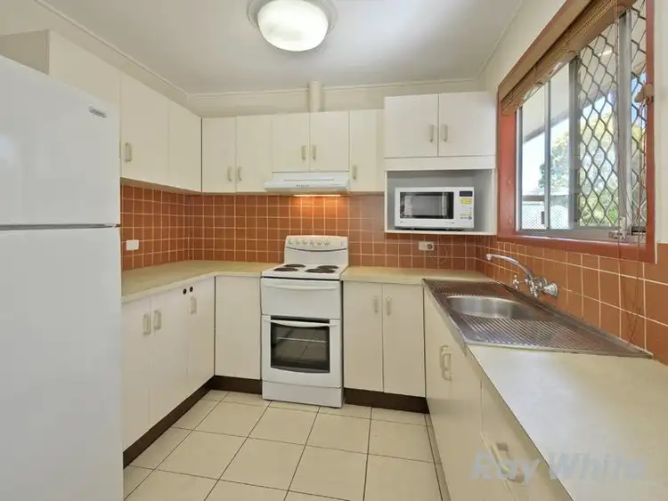 Fourth view of Homely house listing, 35 Folkstone Ave, Albany Creek QLD