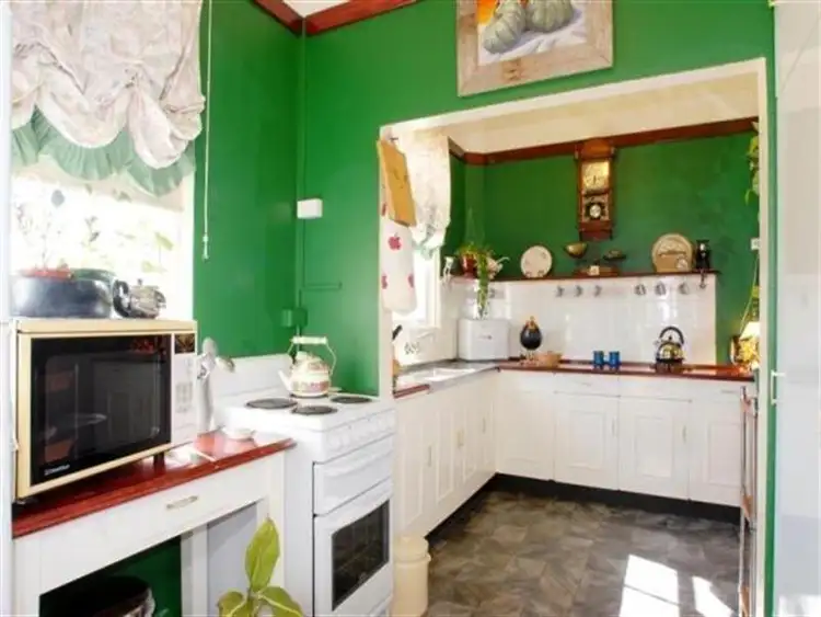 Sixth view of Homely house listing, 2 East St, Gooloogong NSW