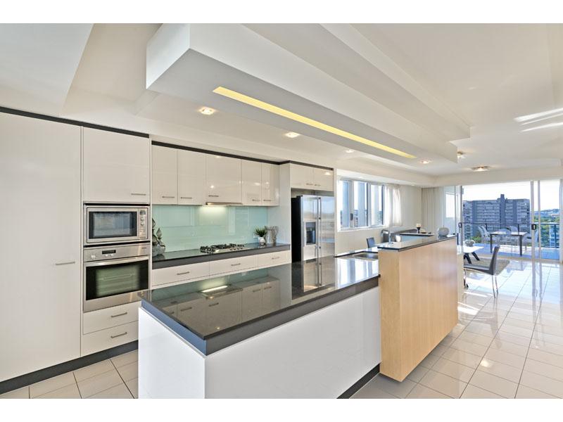 Third view of Homely apartment listing, 43/98 Thorn St, Kangaroo Point QLD
