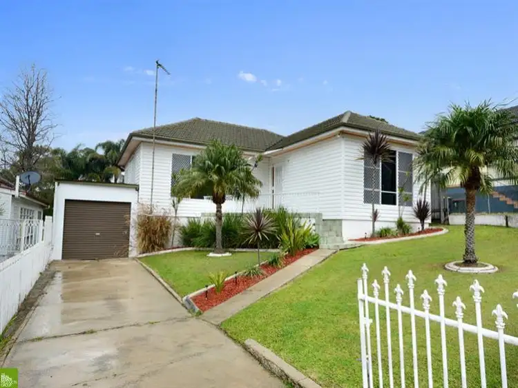45 Waples Rd, Unanderra NSW