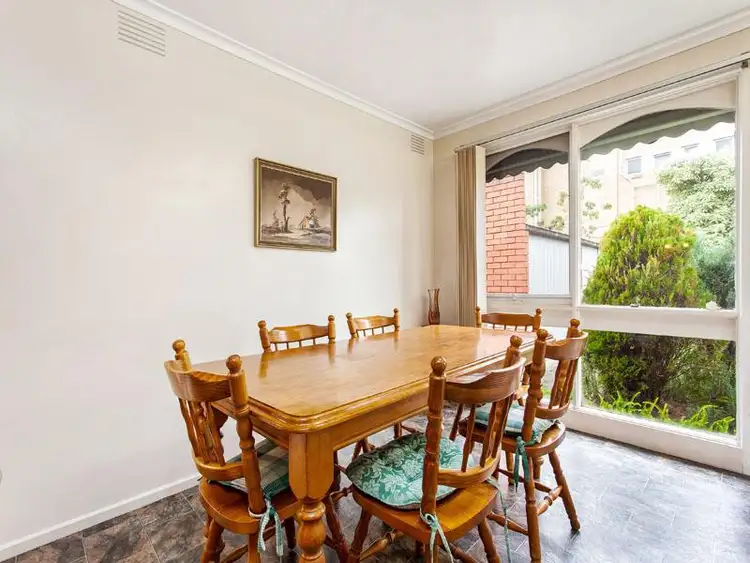 Fifth view of Homely house listing, 28 Snowdon Dr, Cheltenham VIC