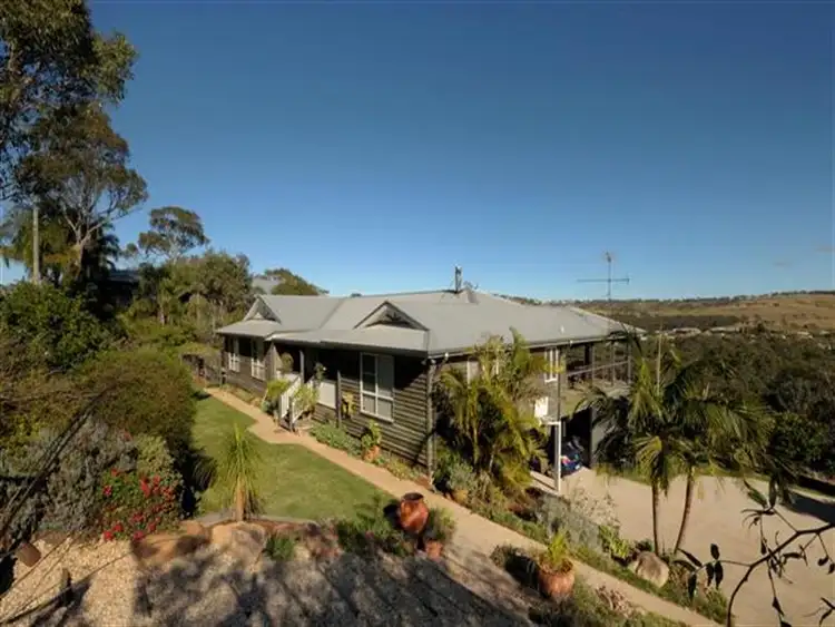9 Hillview Ct, Top Camp QLD
