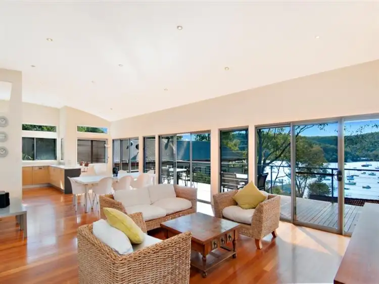 63 Heath Rd, Hardys Bay NSW