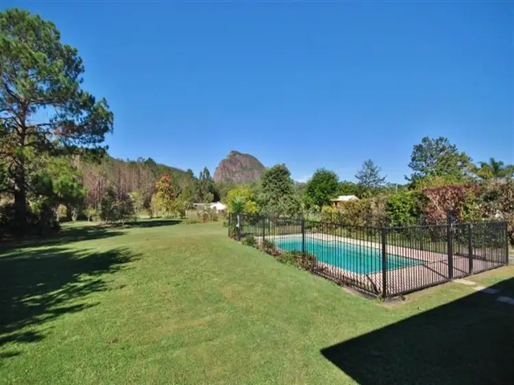 42 Parkview Rd