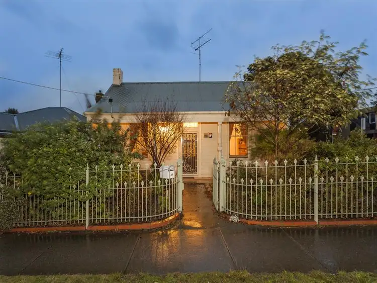144 Gheringhap St, Geelong VIC