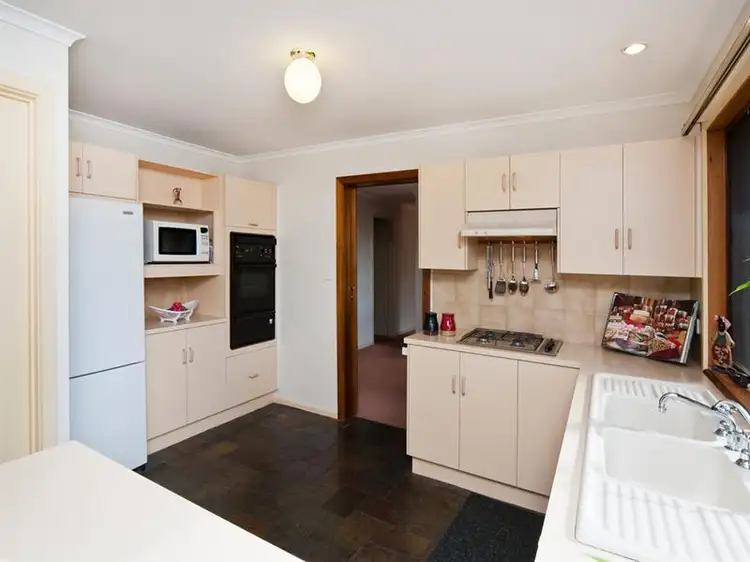 Fifth view of Homely house listing, 2 Buttercup Gr, Morphett Vale SA
