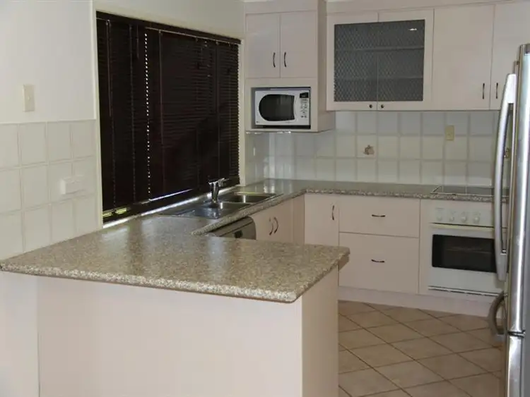 Fifth view of Homely house listing, 5 Werite Ct, Boyne Island QLD