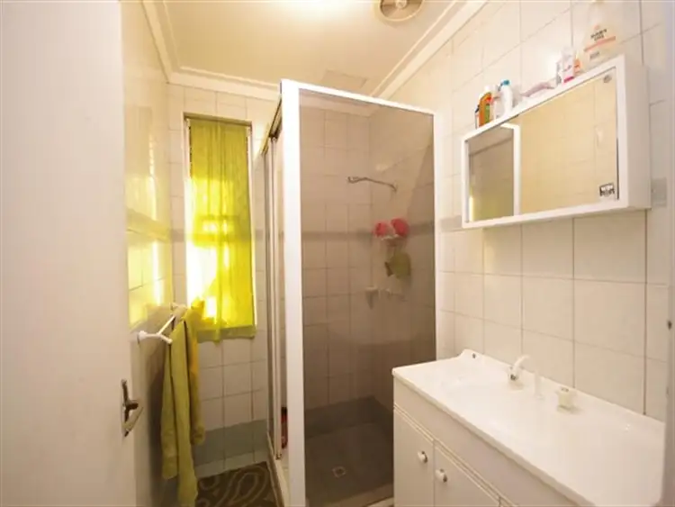 Fifth view of Homely house listing, 10 Bendix Way, Girrawheen WA