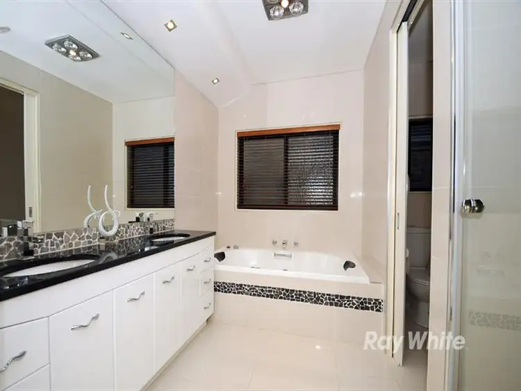 Fifth view of Homely house listing, 16 Haverbrack Dr, Berwick VIC