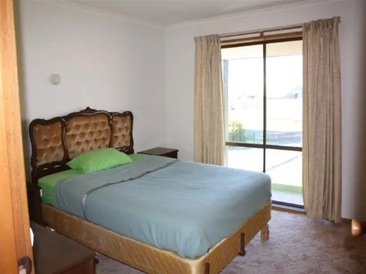 Fifth view of Homely house listing, 69 Whitehead St, Corowa NSW