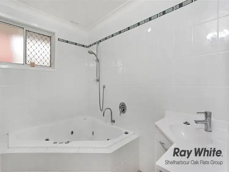 Fifth view of Homely house listing, 25 Lake Entrance Rd, Oak Flats NSW