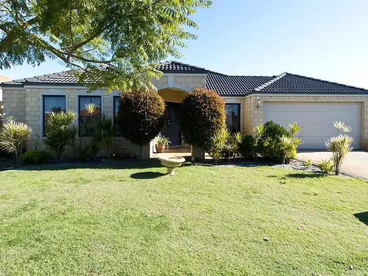 54 Ashmore Ave, Canning Vale WA