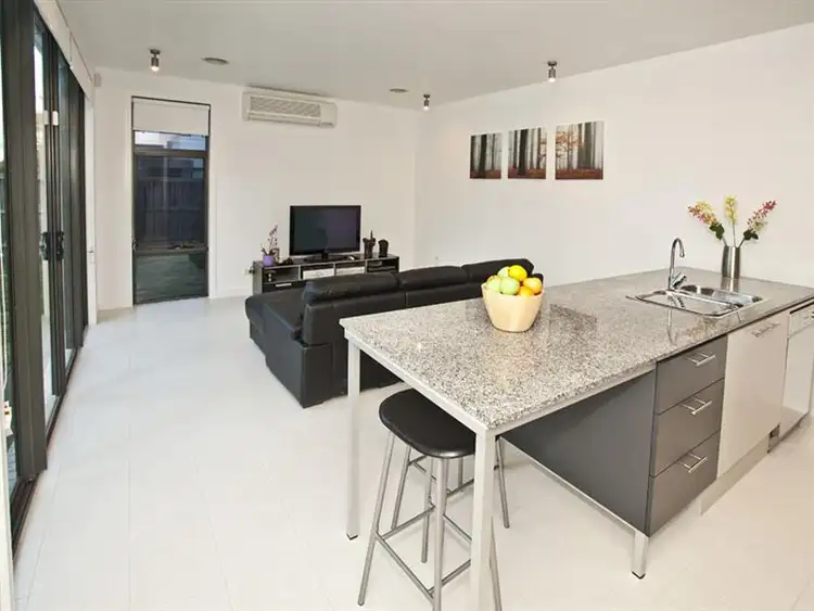 Sixth view of Homely house listing, 4 Bellerine Ct, Mulgrave VIC