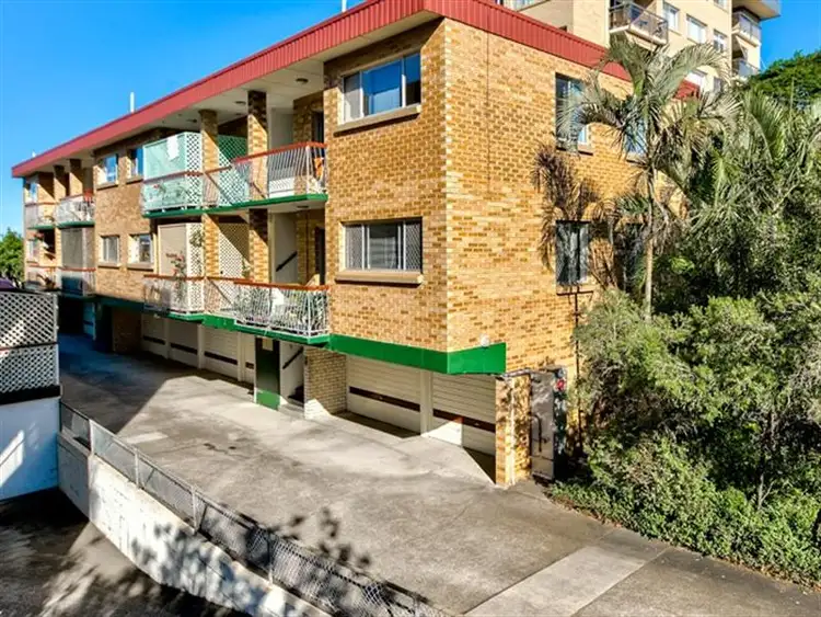 2/7 Lomond Tce, East Brisbane QLD