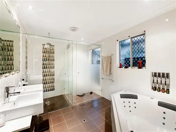 Sixth view of Homely house listing, 108 Apollo Rd, Bulimba QLD