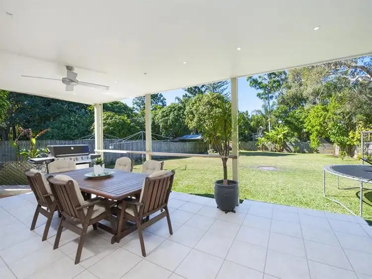 95 Turpin Rd, Labrador QLD