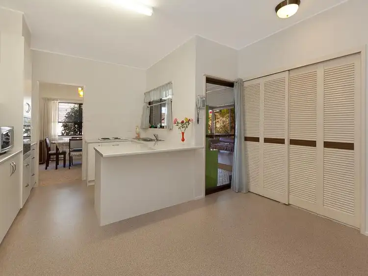 Fifth view of Homely house listing, 301 Cliveden Ave, Oxley QLD