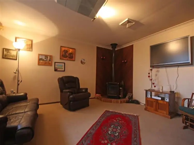 Second view of Homely house listing, 5 Sauternes Pl, Eschol Park NSW