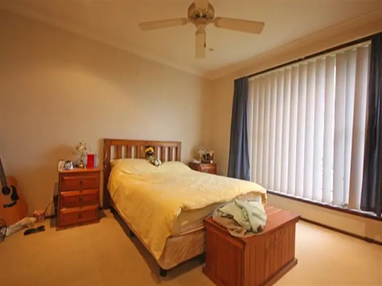 Seventh view of Homely house listing, 5 Sauternes Pl, Eschol Park NSW