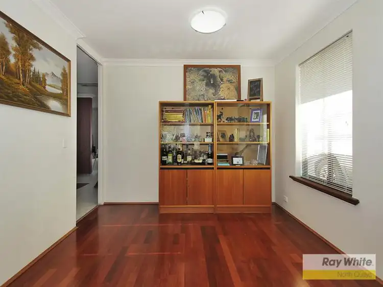 Fourth view of Homely house listing, 1 Lucine Ct, Heathridge WA