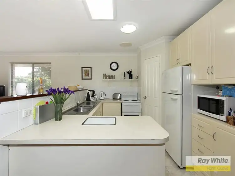 Seventh view of Homely house listing, 1 Lucine Ct, Heathridge WA