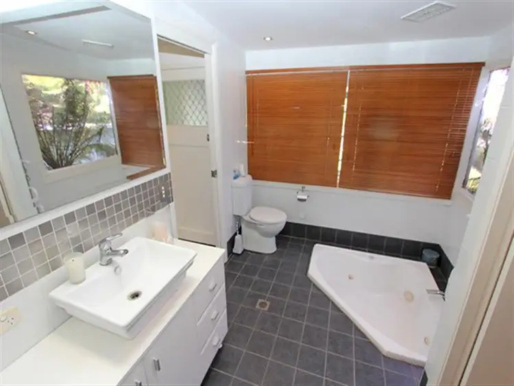 Fifth view of Homely house listing, 6 Edgewater Ave, Green Point NSW