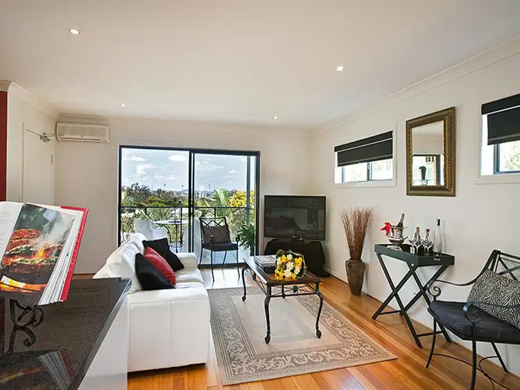Fourth view of Homely unit listing, 2/19 Little St, Albion QLD
