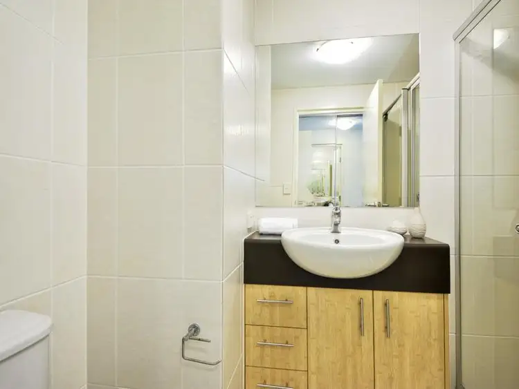 Sixth view of Homely unit listing, 16/38 Brougham St, Fairfield QLD