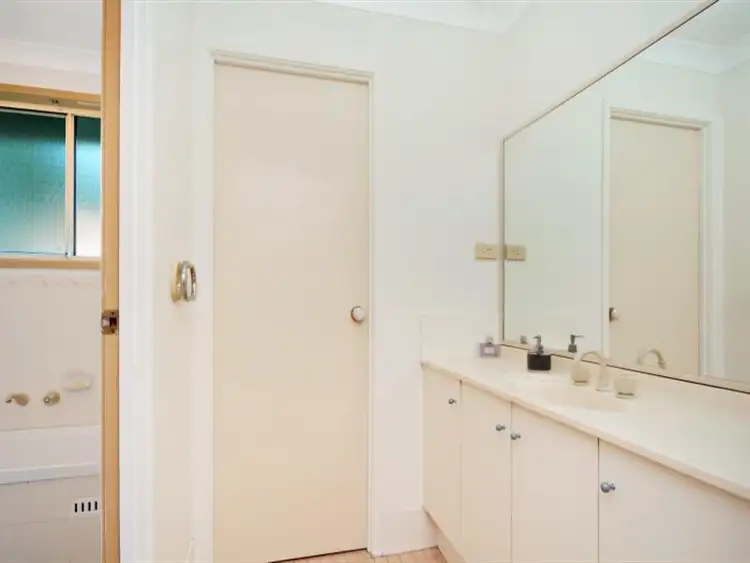 Sixth view of Homely house listing, 28 Green Cl, Mardi NSW