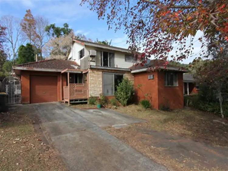 12 Edgewater Ave, Green Point NSW