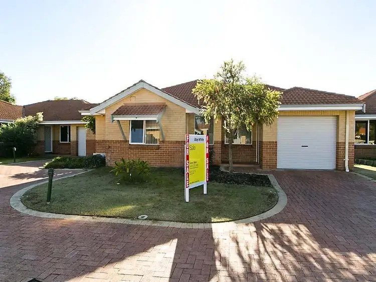 2/4 Norn Cl, South Guildford WA