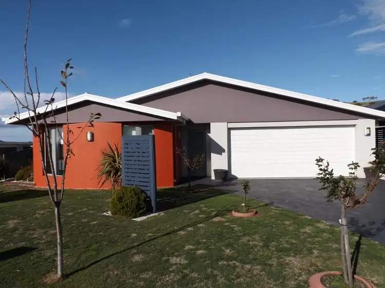 1 Waterford Dr, Sulphur Creek TAS