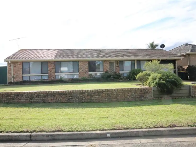 13 Dorrigo Ave, Hoxton Park NSW