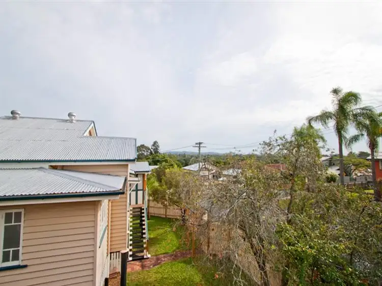 Second view of Homely house listing, 5 Castle St, Fairfield QLD