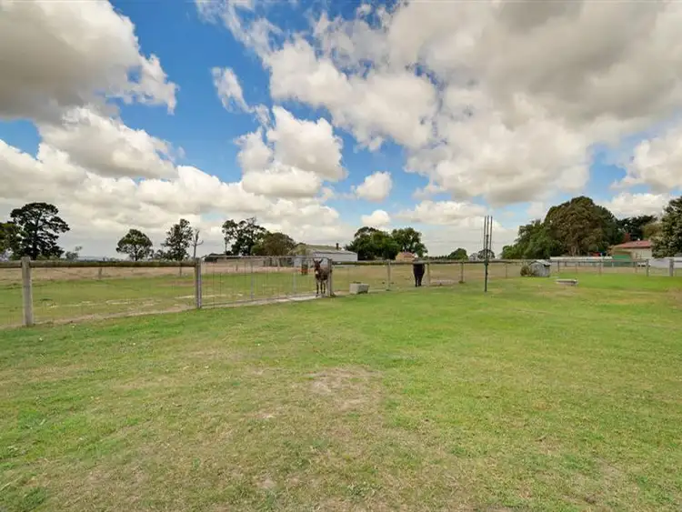 Seventh view of Homely house listing, 3 Wattle Tree Lane, Glengarry VIC