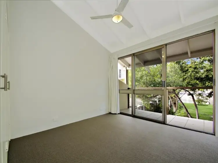 Fifth view of Homely unit listing, 4/9 Noosa Pde, Noosa Heads QLD