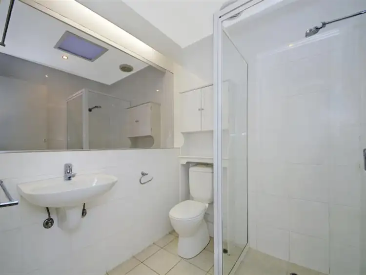Sixth view of Homely unit listing, 4/9 Noosa Pde, Noosa Heads QLD