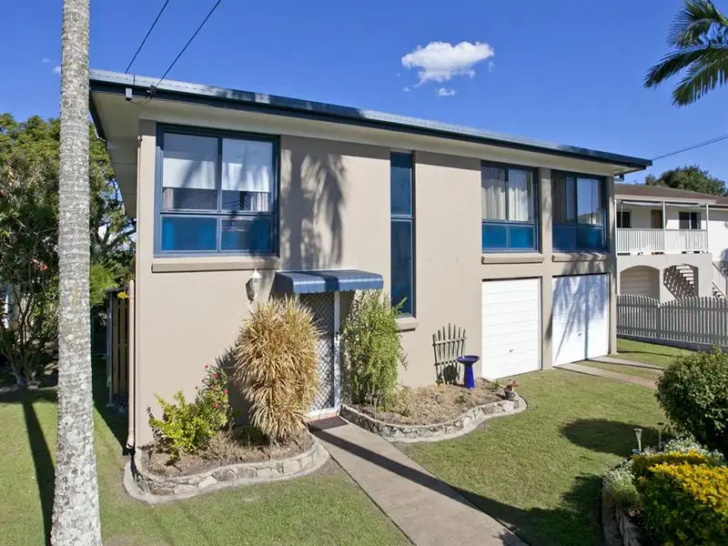 Main view of Homely house listing, 10 Sorrento St, Wynnum West QLD