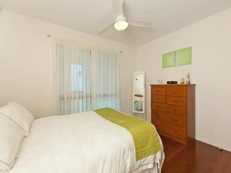Sixth view of Homely house listing, 10 Sorrento St, Wynnum West QLD