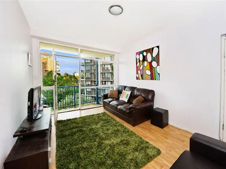 Main view of Homely apartment listing, 6/174 Old South Head Rd, Bellevue Hill NSW