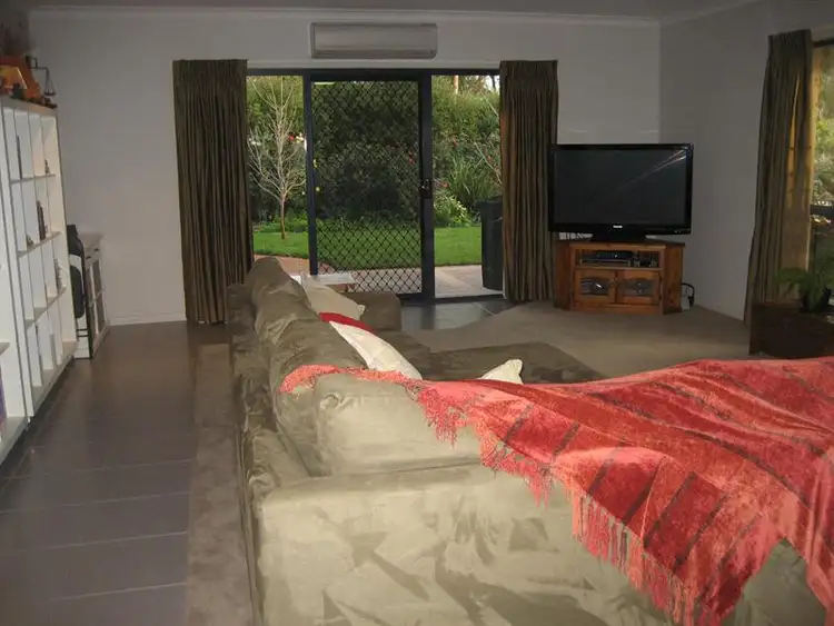 Sixth view of Homely house listing, 10 Queen St, Rochester VIC