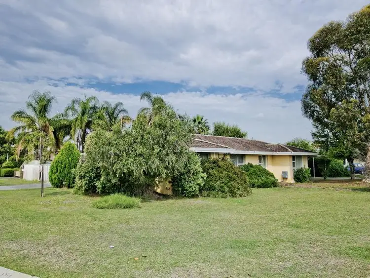 23 and 25 Surrey St, Dianella WA