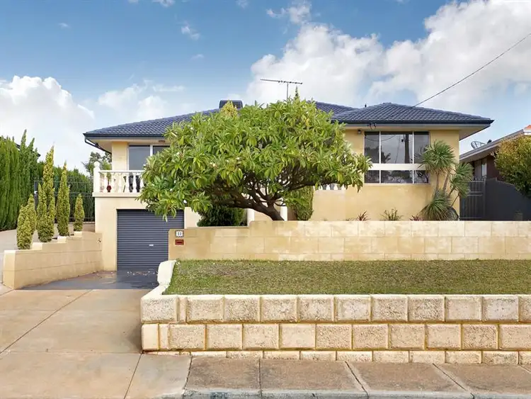 11 Annie St, Beaconsfield WA