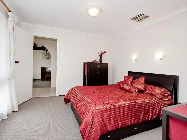 Second view of Homely house listing, 10 Aitken Pl, Noranda WA